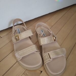 Steve Madden Mona Sandal Raffia